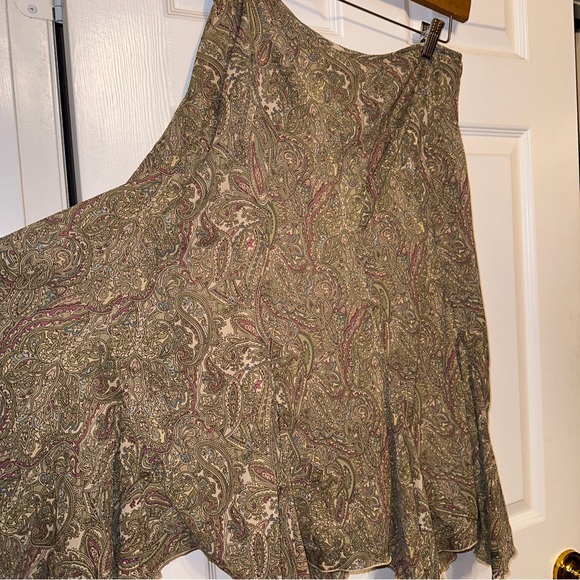 AK Anne Klein 10 vintage lined skirt. Side zip. Paisley print Bias Curt Flutter - Picture 5 of 6